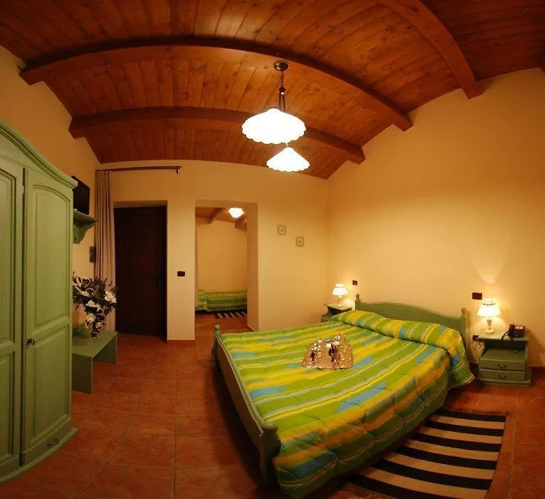 *** Bed & Breakfast Turismo Rurale Al Benefizio Monforte San Giorgio Marina Italia