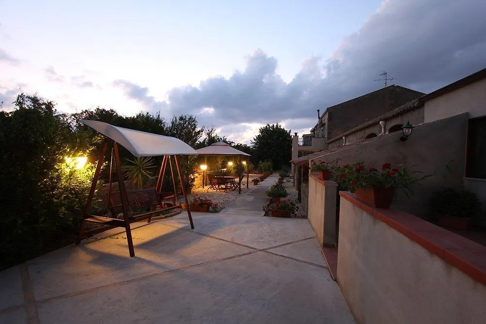Turismo Rurale Al Benefizio Monforte San Giorgio Marina 3*,  Italia